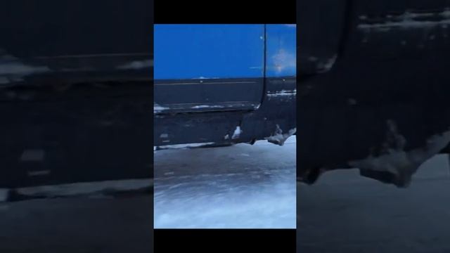 Нива прокатились по сугробам.