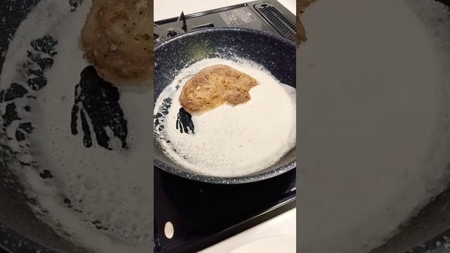 豚肉ロースト クリームソースが2024年10月10日の夕食 смотреть онлайн