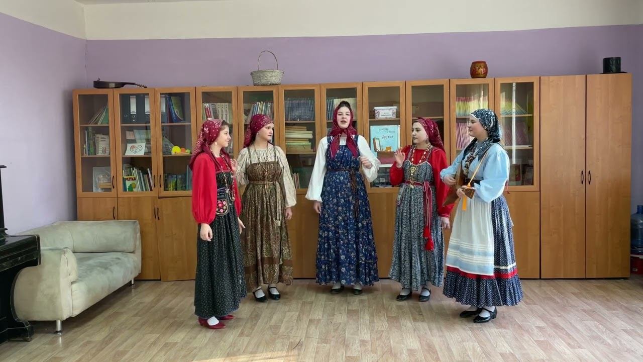 Фольклорный ансамбль "Травонька" - "Спой, подруженька, частушку" - частушки Московской области смотреть онлайн