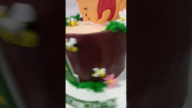 Amazing Vinnie the Pooh 😍 cake decorating #design #cakedecorating #viral смотреть онлайн