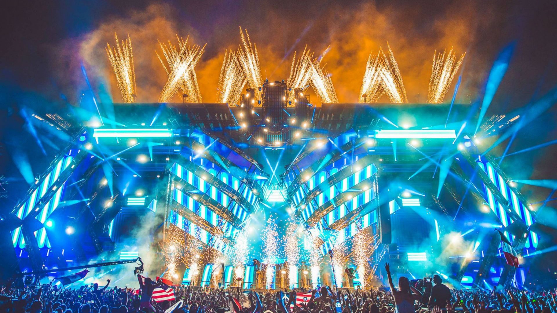 AXMO & Nanobii — Euro Fever 💥🔊✌️ смотреть онлайн