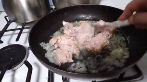 Каша гороховая с тушёнкой 👍