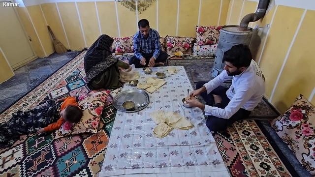 From Effort To Beauty: The Shelter And Dream Bathroom Of A Nomadic Family