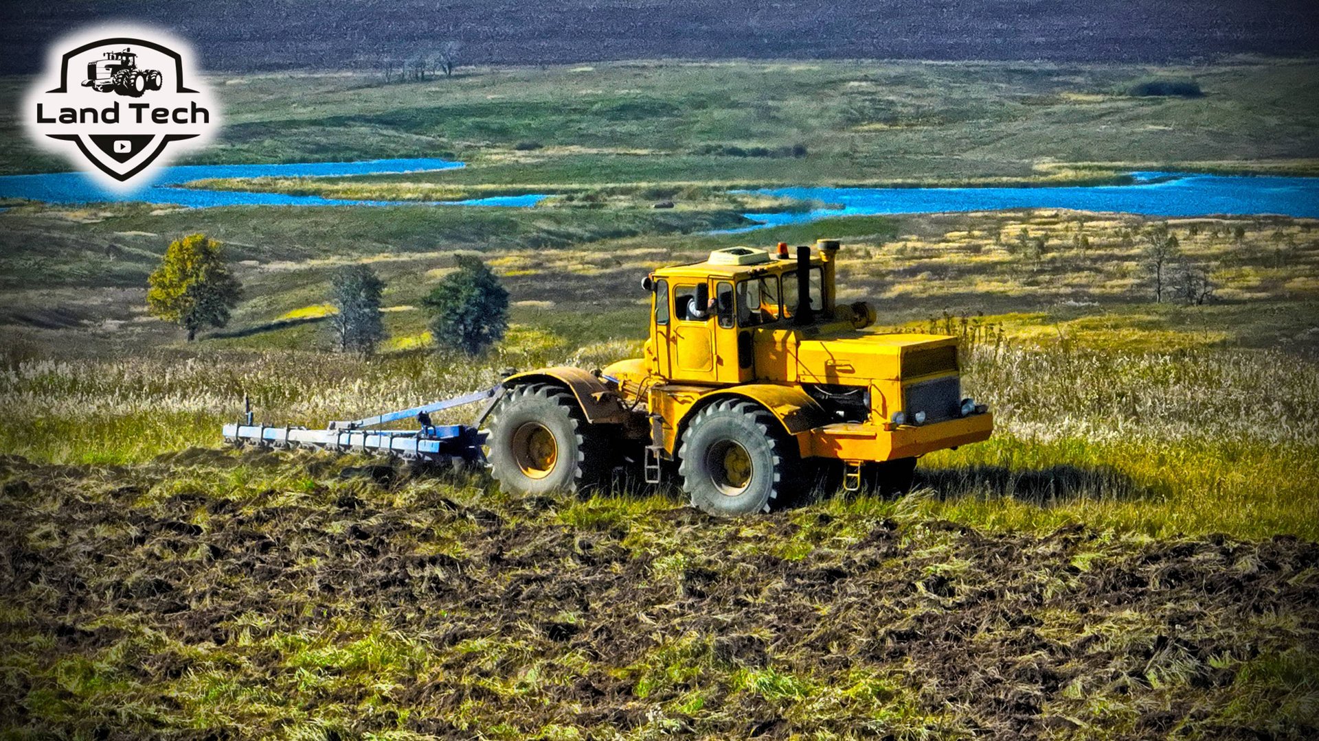 Освоение залежных земель! Трактор К-701 пашет по бурьяну! смотреть онлайн