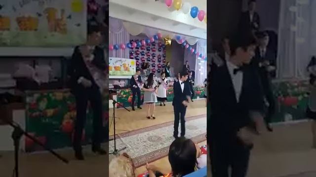 Выпускной 2016.Казахстан.Актау смотреть онлайн