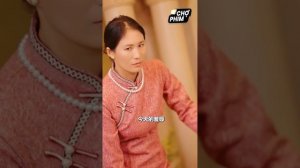 Thanh Niên Lén Ăn Vụng Trong Nhà Vệ Sinh Vô Tình Đụng Phải Bạn Gái Phòng Kế Bên Bắt Tại Trận
