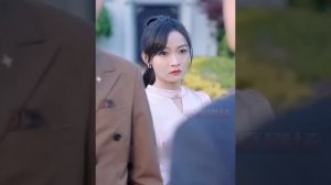 Горничная, которую презирала семья мужа, не знала, что ее отец был богатым генеральным директором