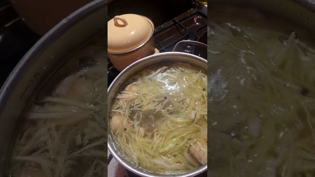 Щи из свежей капусты 🍲😊 смотреть онлайн