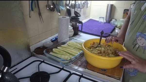 Фаршированные кабачки 😋и овощные оладушки 👍