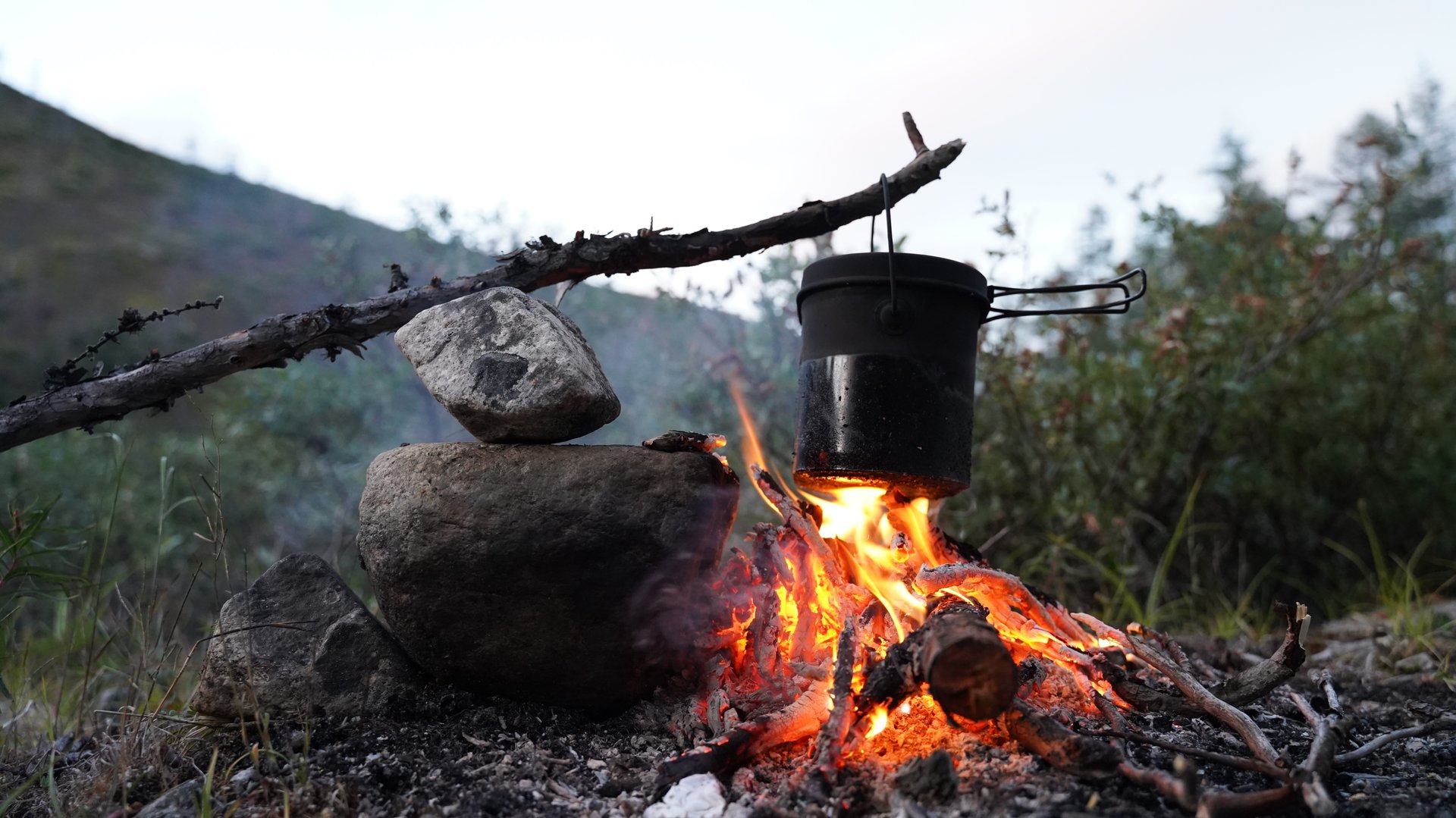 Медвежий угол , 1 часть.Магаданская область ,сплав на пакрафтах по рекам Яма и Тахтаяма. смотреть онлайн