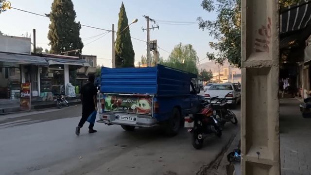 از تاریکی تا روشنایی: ماجراجویی شهری آقای امید смотреть онлайн