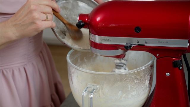 Dieser Mohnkuchen stammt aus einem uralten Rezeptbuch meiner Großmutter! смотреть онлайн