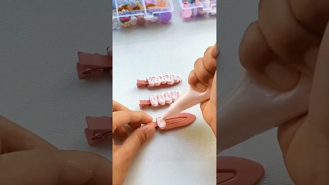 Learn to make hairpins in 30 seconds смотреть онлайн