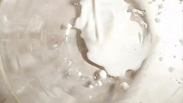 Панна Котта с 🍋. Сливки+молоко+желатин+сахар. смотреть онлайн