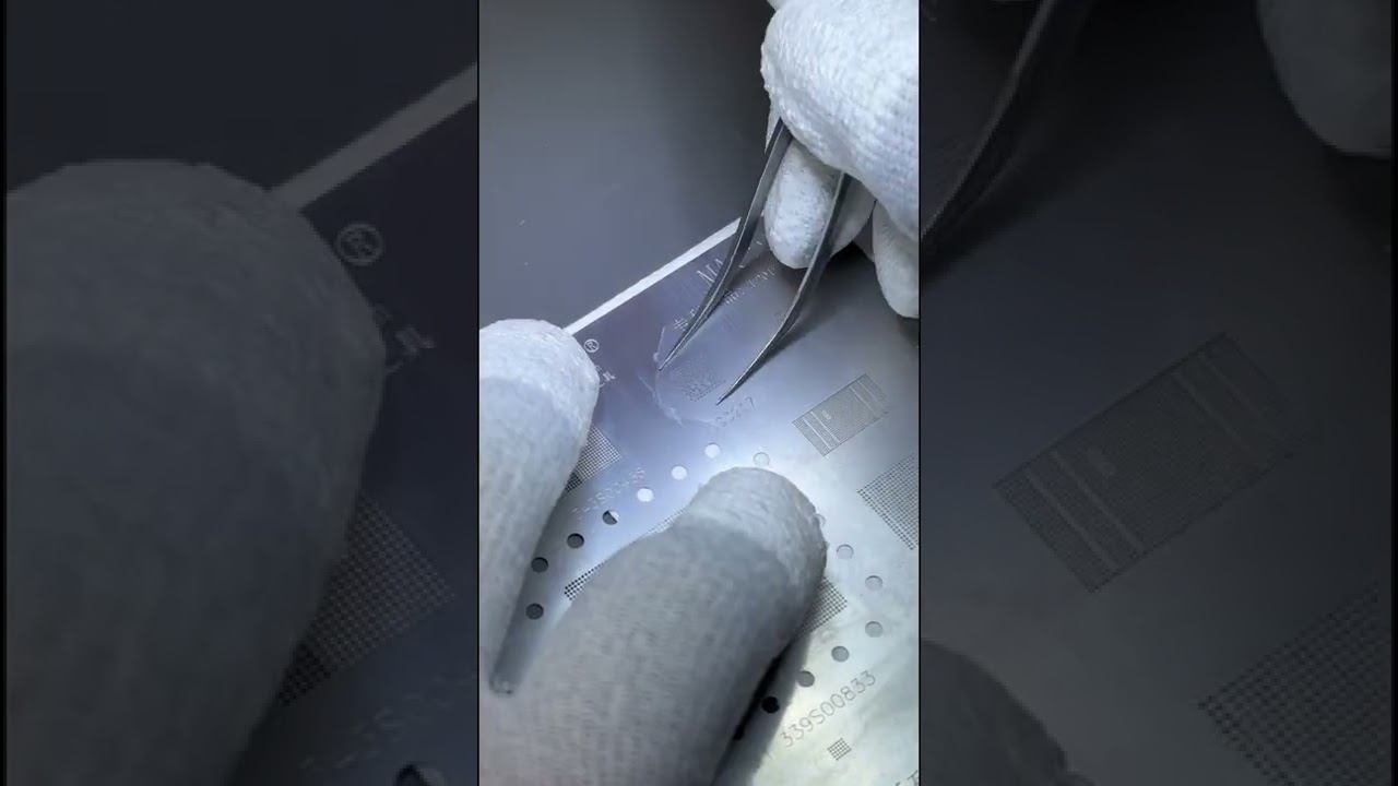 MacBook Pro showing no signs of life. The microchip responsible for charging had failed. смотреть онлайн