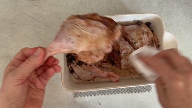 УТИНЫЕ НОЖКИ КОНФИ#видеорецепты#cuisine#recipe#утка#консервы#мясо#canard#recette#