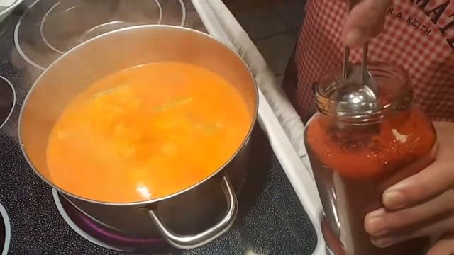 Crab Noodle Soup *Kaopoon with Crabmeat* смотреть онлайн