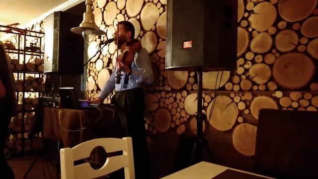 Андрій Дзятко Мамо я закохався Кавер на пісню Романа Скорпіона смотреть онлайн