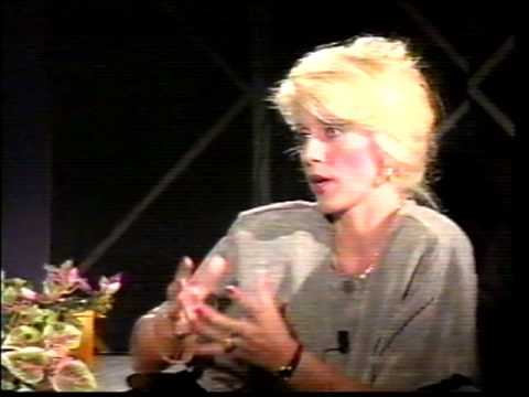 3 M.M. Lango, Dubravka Zubovic,Mala nocna muzika 3, TV Politika interview.mpg смотреть онлайн