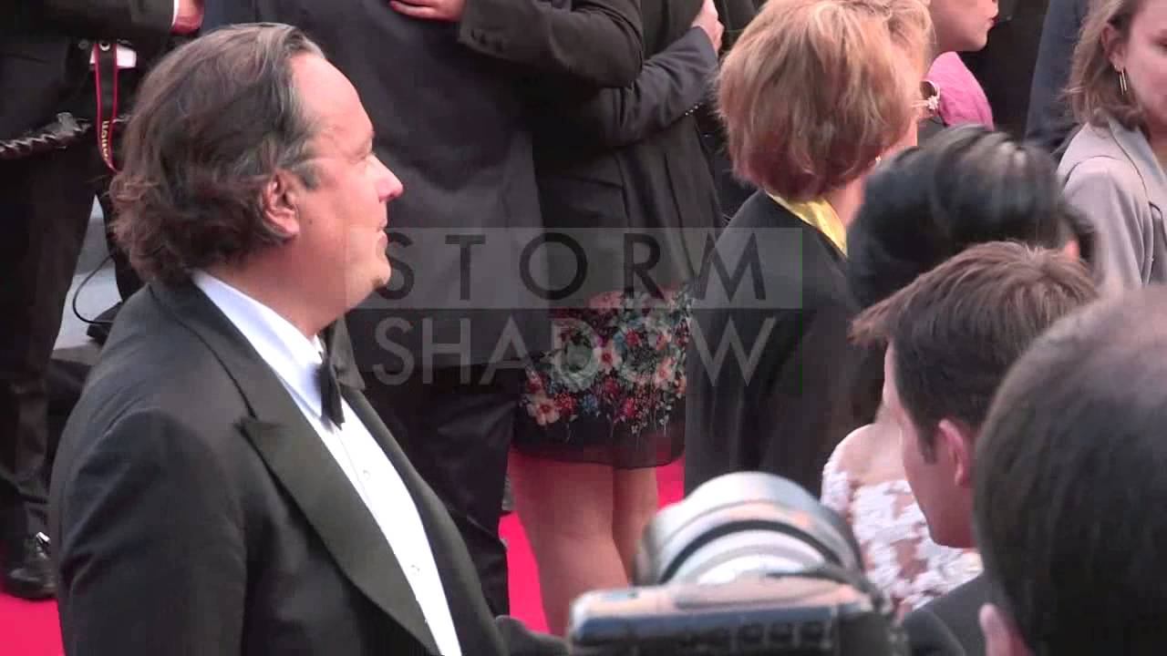 CANNES FILM FESTIVAL 2014 - TV star Ayem attending the How to train your Dragon 2 premiere in Canne смотреть онлайн