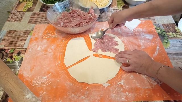 Вкусные и простые пирожки с тремя начинками, приготовленные в духовке👍💯👌#пирожки#рецепт#recipe смотреть онлайн