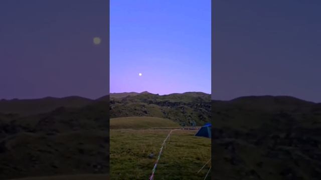 Вечерний Эльбрус. Северный склон. Семейный лагерь #семейныйотдых #путешествиясдетьми #эльбрус смотреть онлайн