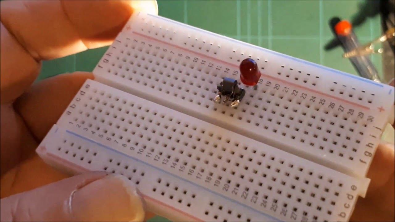 Joule Thief or Converter(or just a low voltage led from battery ) смотреть онлайн