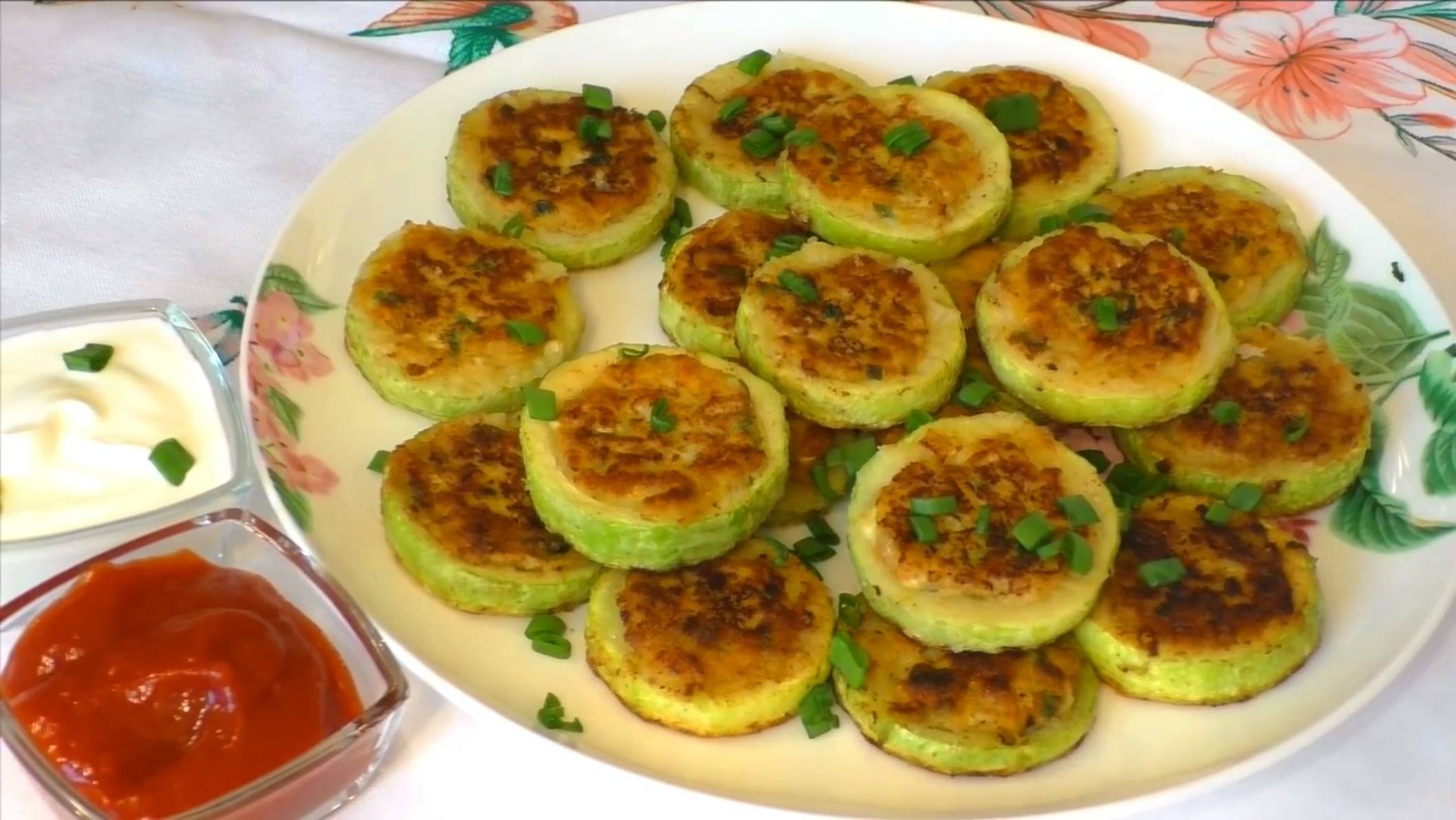 Кабачки с фаршем на сковороде не просто Вкусные, а очень Вкусные и готовятся они очень быстро! смотреть онлайн