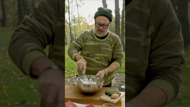 Mixing Miso Sauce with Andrew Zimmern смотреть онлайн