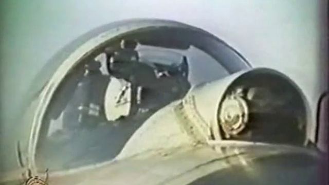 Soviet Avionicks Look and Shoot смотреть онлайн