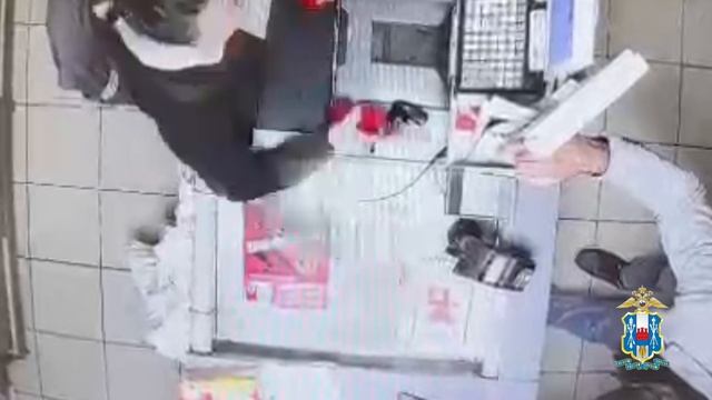 Ростовские полицейские задержали подозреваемого в краже смотреть онлайн