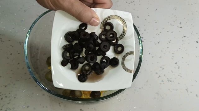 AVOKADO VE TON BALIĞININ ENFES UYUMUYLA EŞİMDEN TON BALIKLI SALATA TARİFİ💯 🥑 смотреть онлайн