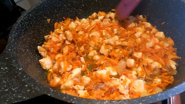 Солянка Сборная Мясная с Колбасой, Картошкой и огурцами! Пальчики оближешь! Простой и вкусный рецеп