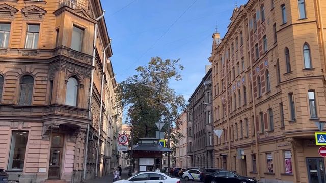 Осенние обновления: новая одежда, косметика, новые кафе и маршруты смотреть онлайн