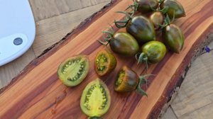 Томат "Атомный Виноград Брэда" (Brad's Atomic Grape"! Красивый вкусный экзотический черри 👌 🍅