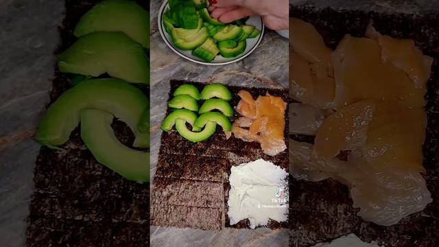 Суши сендвич, легко и просто смотреть онлайн