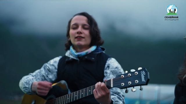 Семейный отдых в семейном лагере в горах - лучшее путешествие! #эльбрус #путешествия #семейныйотдых смотреть онлайн