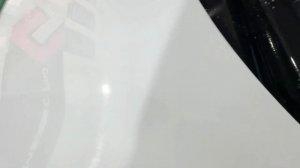 Как убрать желтые( ржавые)  точки с кузова автомобиля ? Как подкрасить сколы ?