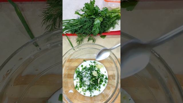 Сметанный соус #ребёнокнакухне #готовитМаша #рецепт #соускмясу смотреть онлайн