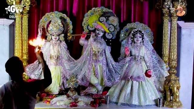 Sri Raman Vihari Temple's Mangal Arati || 18 Aug 2024 смотреть онлайн