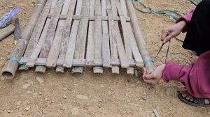 Life of a single mother when winter comes. Single mother builds a new life. Ly Vy Ca