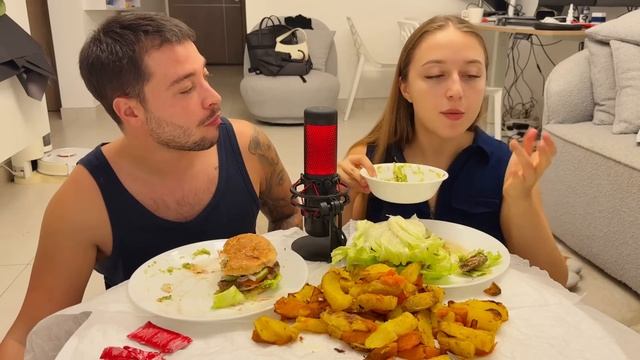 MUKBANG | Ангус Бургеры На Диете! Мой диагноз и строгий режим питания 😣 смотреть онлайн