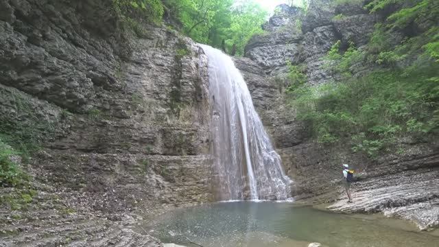 Полковничьи водопады. 12 часов - 12 водопадов.