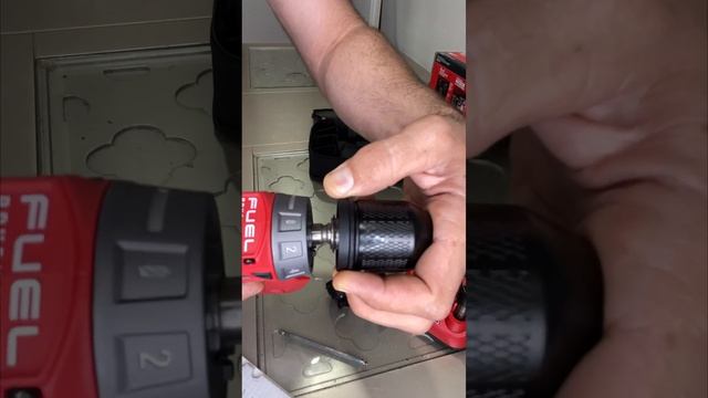 Milwaukee 2505 22 M12 Fuel Installation Drill Driver Kit, Compact, Forward Reverse Switch Review