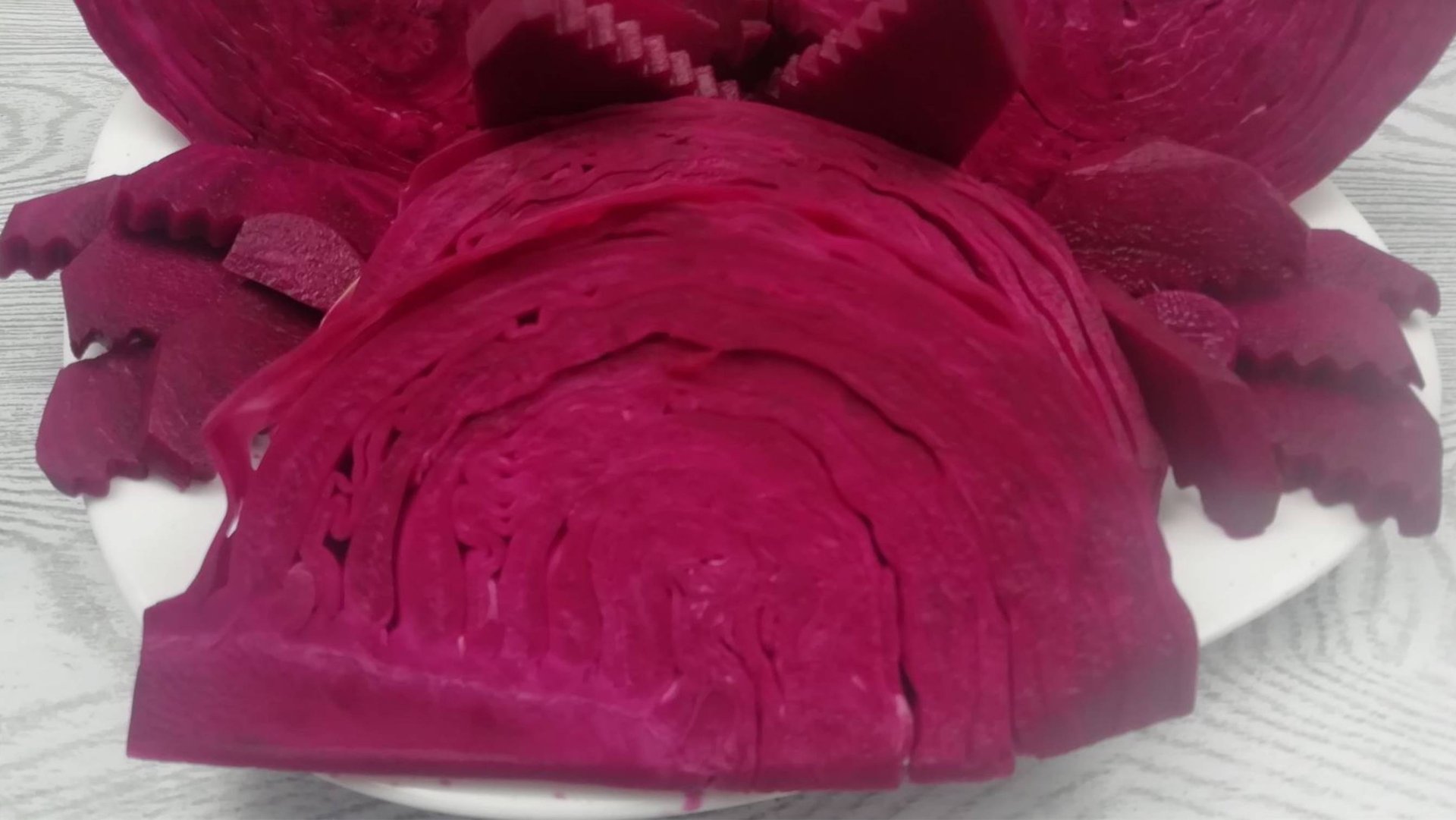 Как же это Вкусно!Кочан Капусты И Свекла/Очень полезный рецепт/Капуста квашеная со свеклой/Пелюстка смотреть онлайн