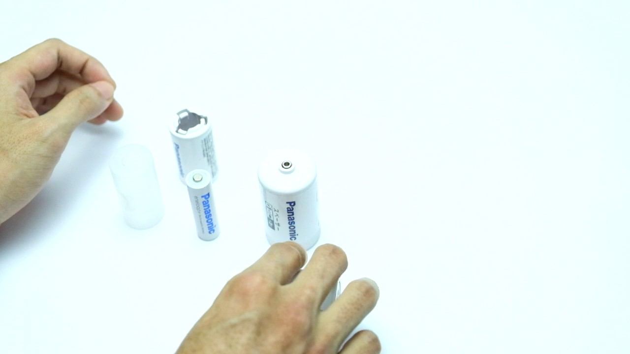 Trên tay adapter Panasonic Eneloop chuyển pin tiểu AA thành pin đại D và pin trung C смотреть онлайн