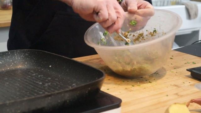 Coriander Lamb Kebabs: Keto Fakeaway! // Low Carb Dinner Recipe смотреть онлайн