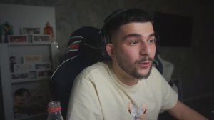 ВЗЛОМАЛ АЗАМА ПРЯМО НА СТРИМЕ в FREE FIRE