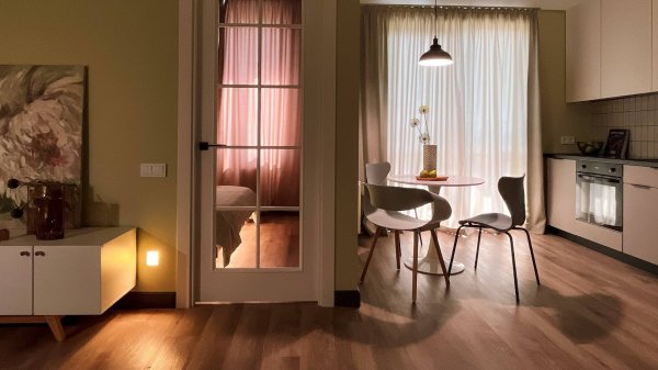 Обзор однокомнатной квартира, которую удалось сделать евро-2 с отдельной спальней для сдачи в аренду