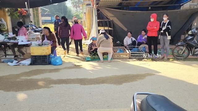 After the unexpected help of a kind woman, what will happen to the single mother? lý tử hân смотреть онлайн